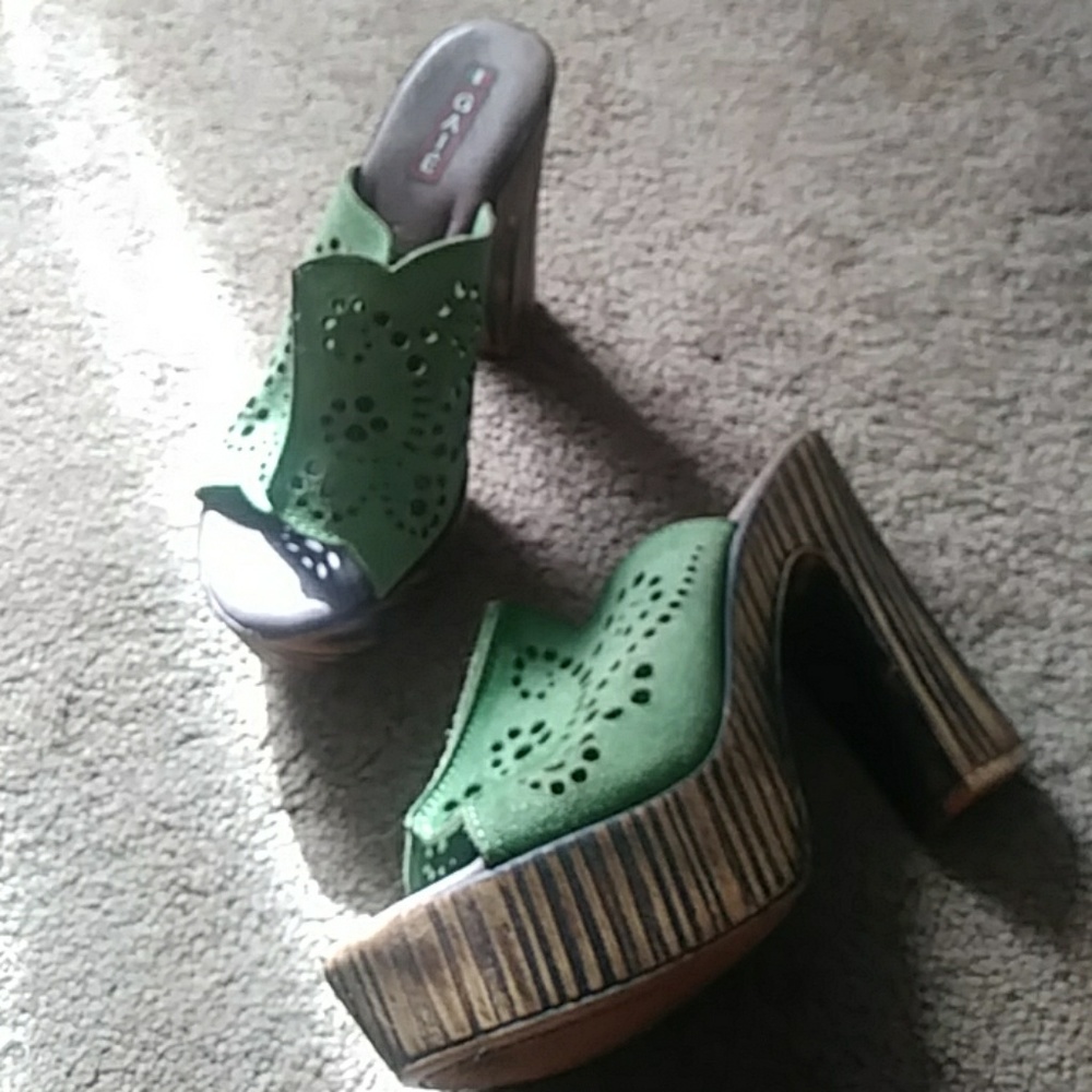 Italian leather platform sandals new 7